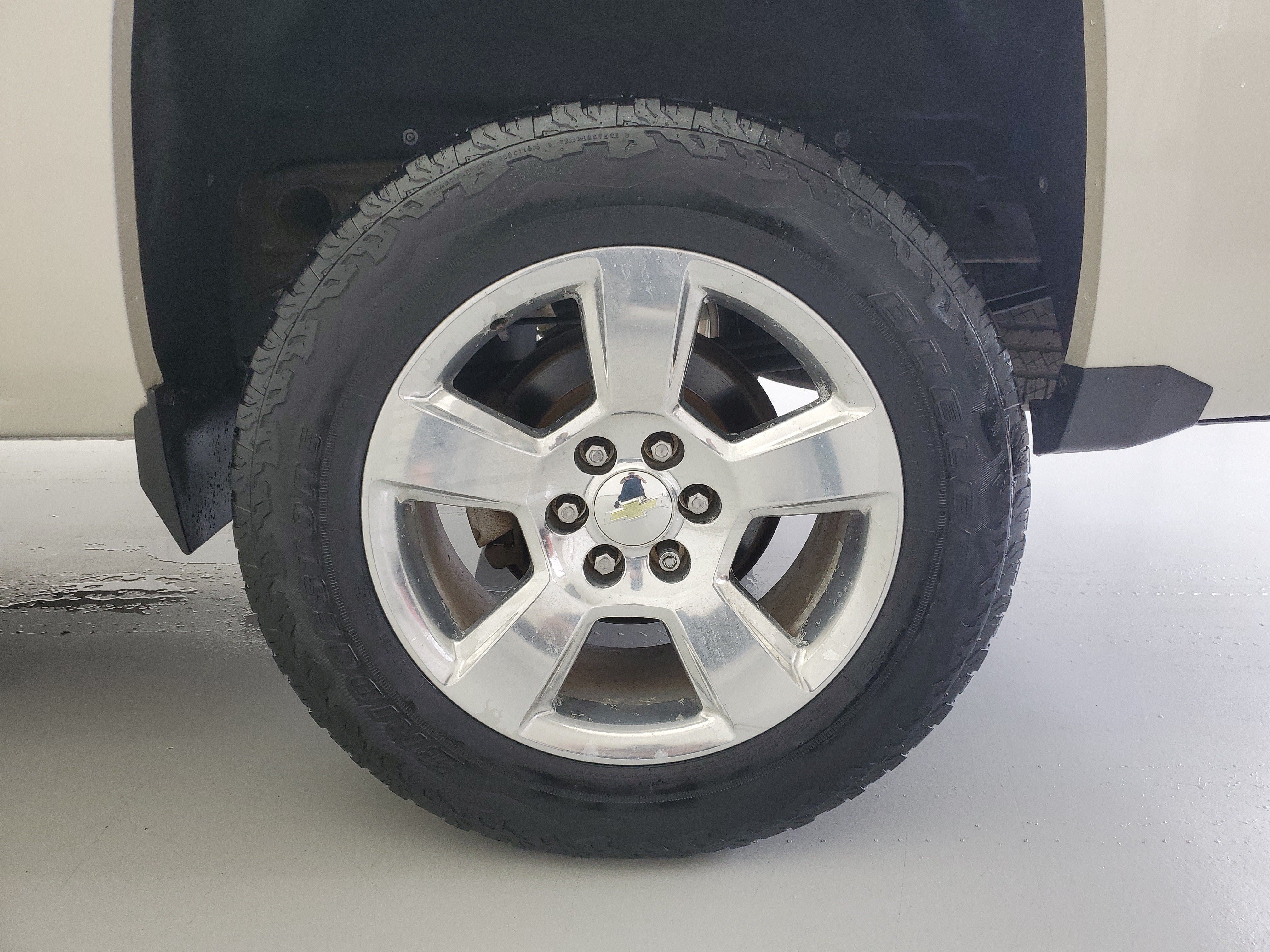 Used 2015 White Diamond Pearl Chevrolet LT image 12