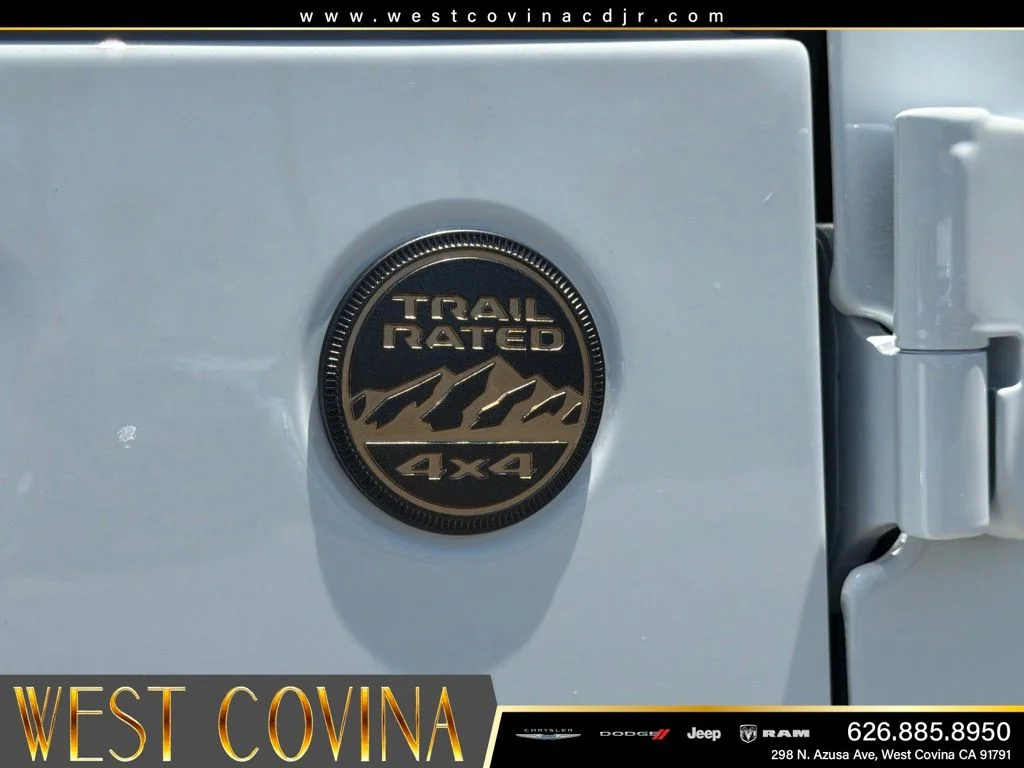 New 2026 Bright White Clear-Coat Exterior Paint Jeep 85th Anniversary Edition image 15