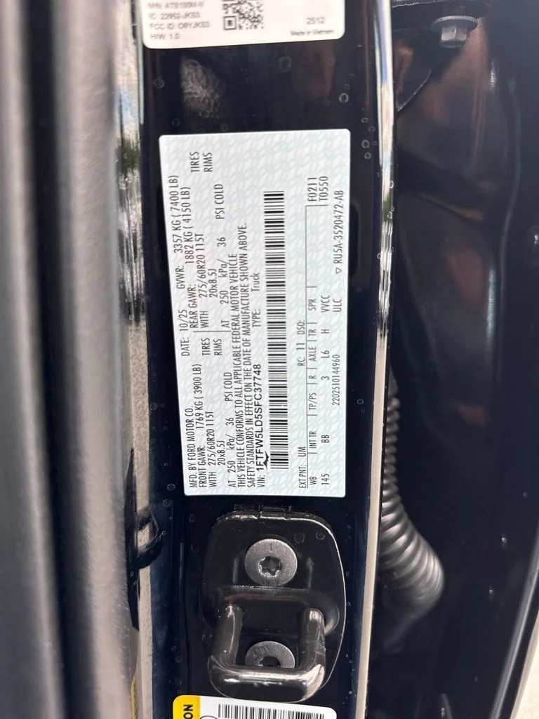 Used 2025 Black Ford Lariat image 30
