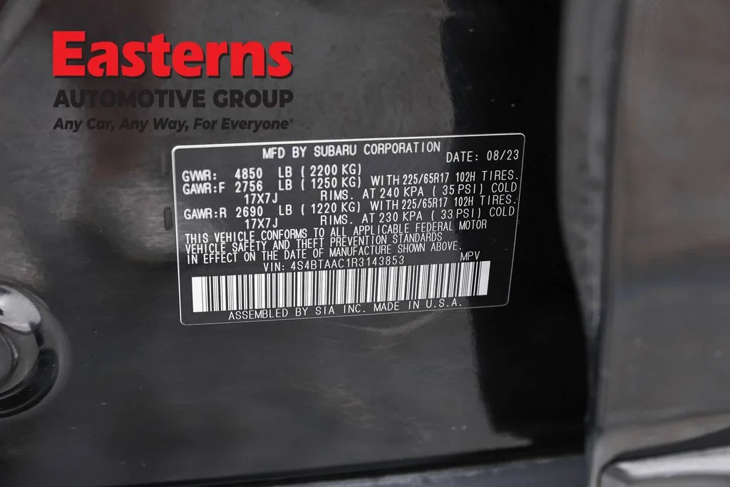 Used 2024 Black Subaru 2.5i image 34