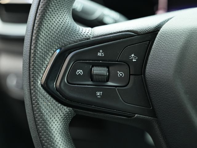 Used 2025 Sterling Gray Metallic Chevrolet LT image 31
