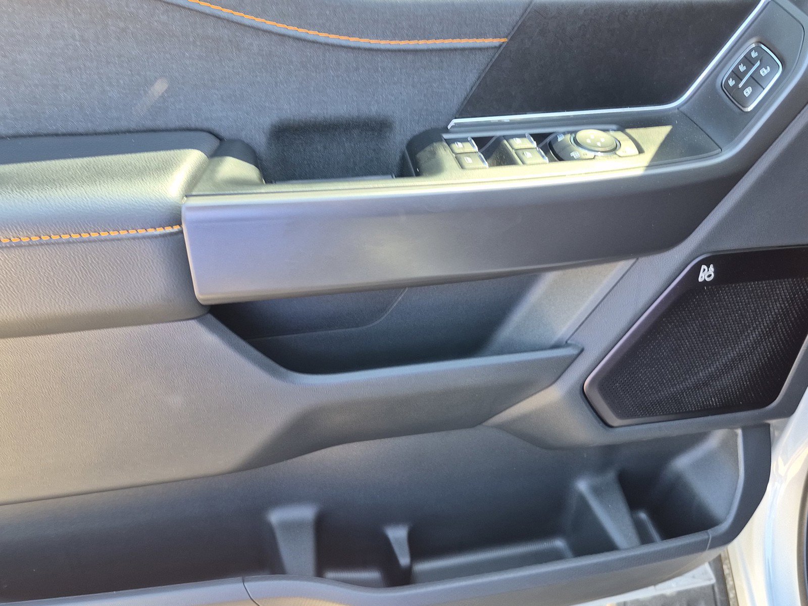 New 2025 Space White Metallic Ford Tremor® image 19