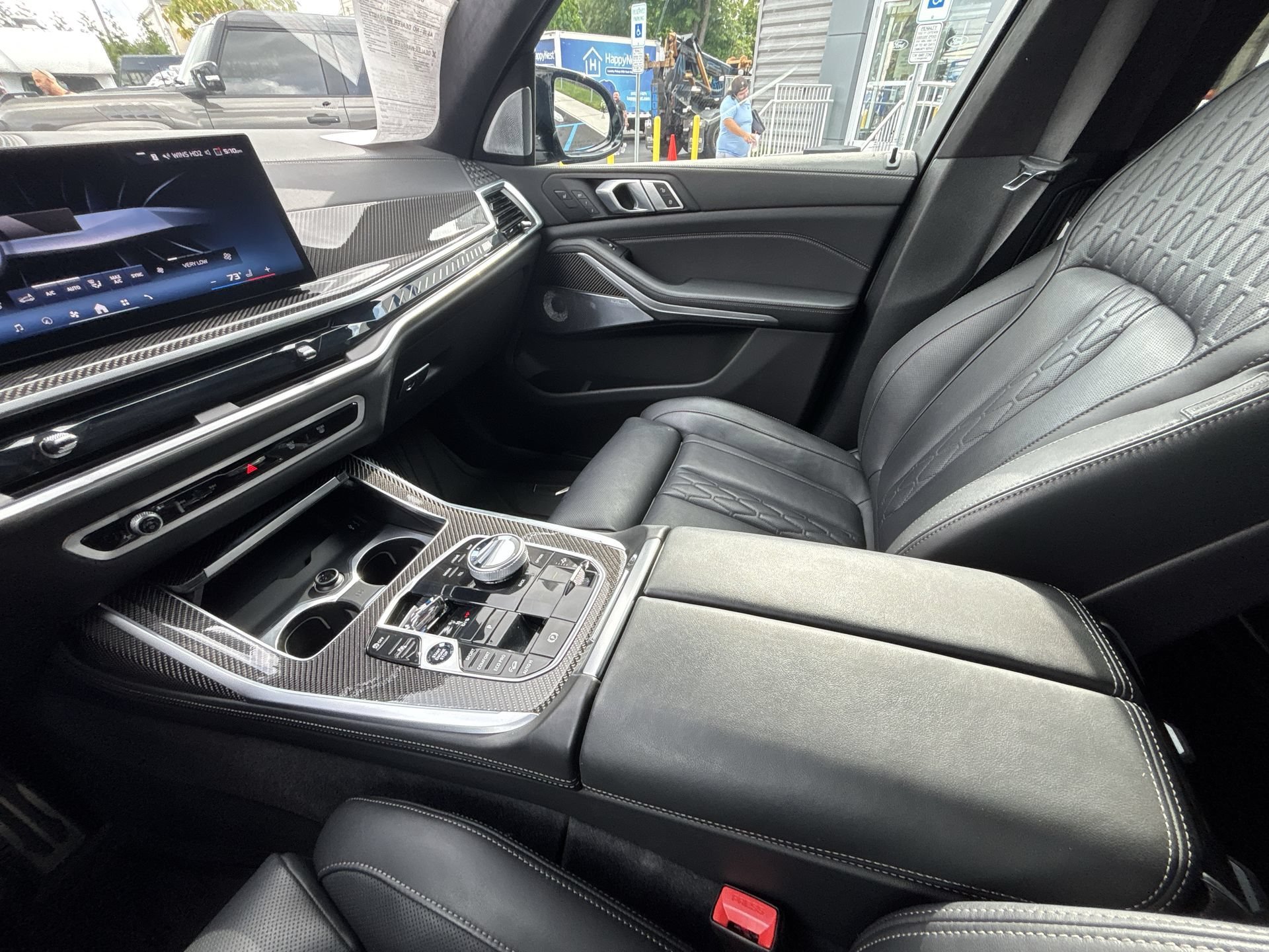 Used 2026 Gray BMW M60i image 23