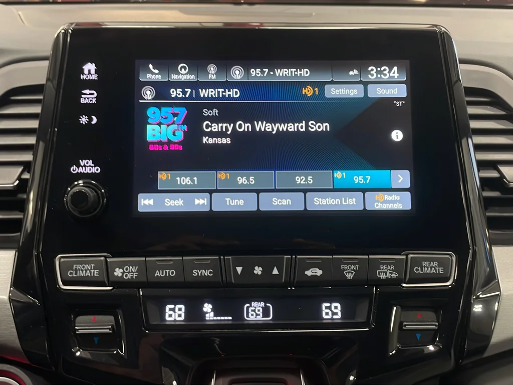 Used 2019 Gray Honda Touring image 16