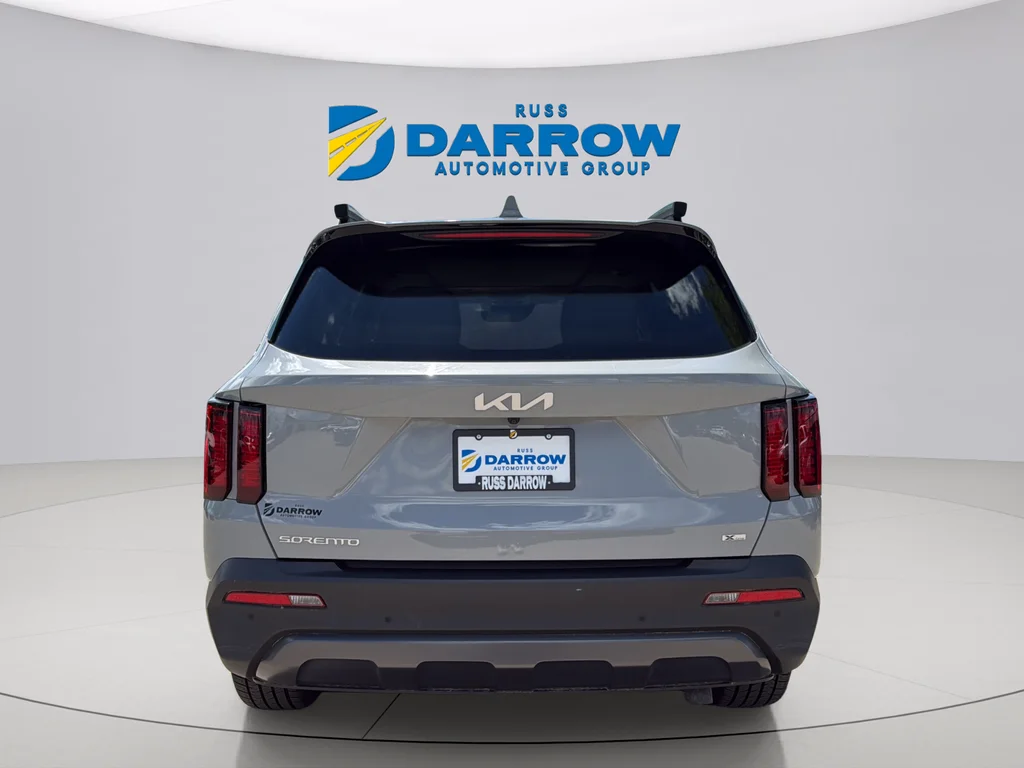 Used 2023 Wolf Gray Kia X-Line EX image 4