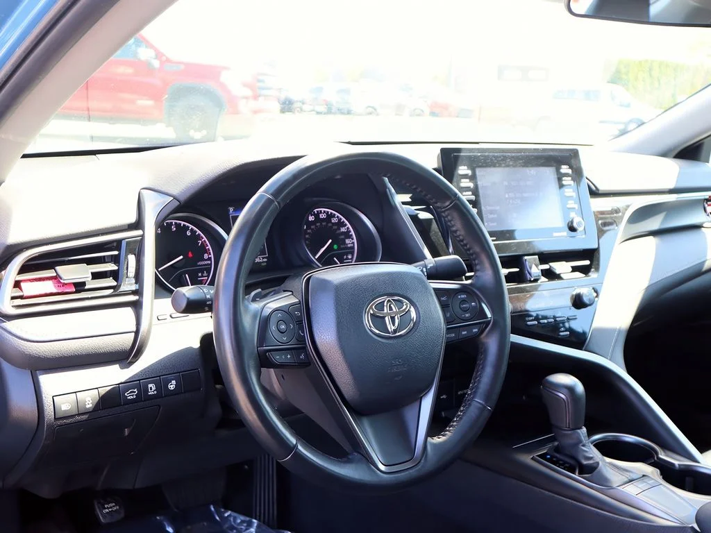 2024 Toyota Camry SE - Photo 13
