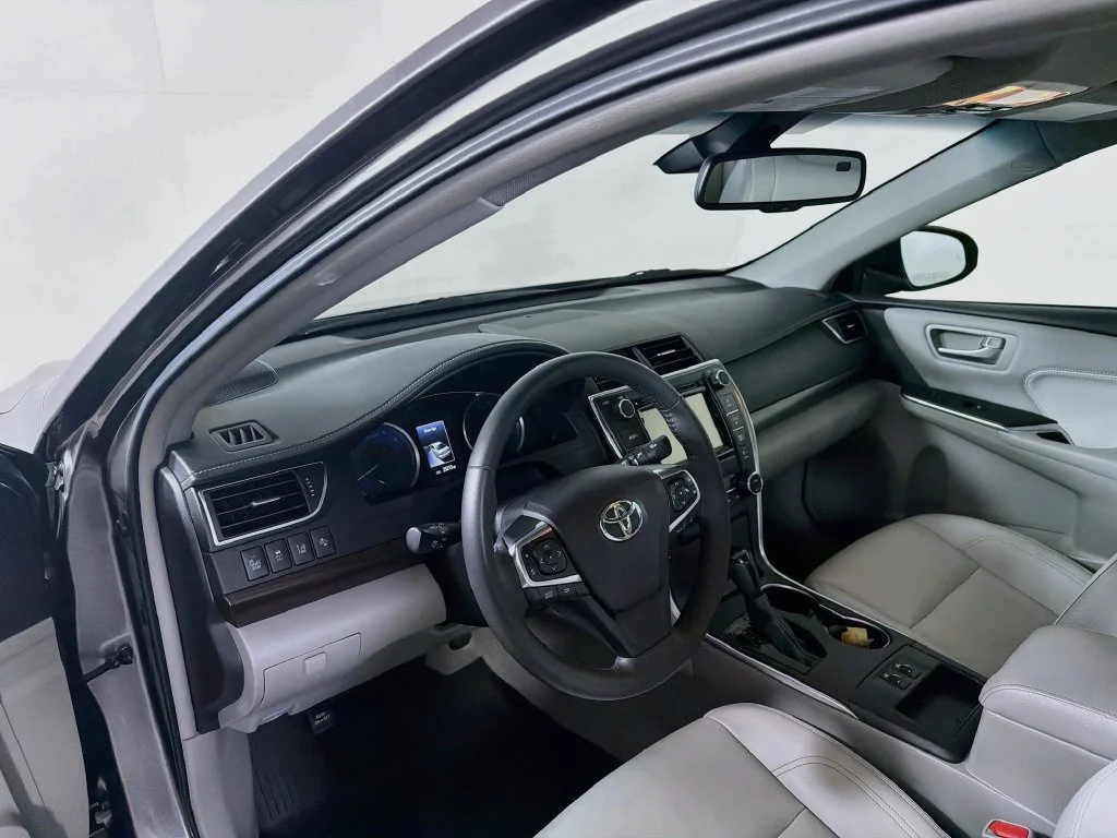 Certified Used 2017 Gray Toyota XLE image 10
