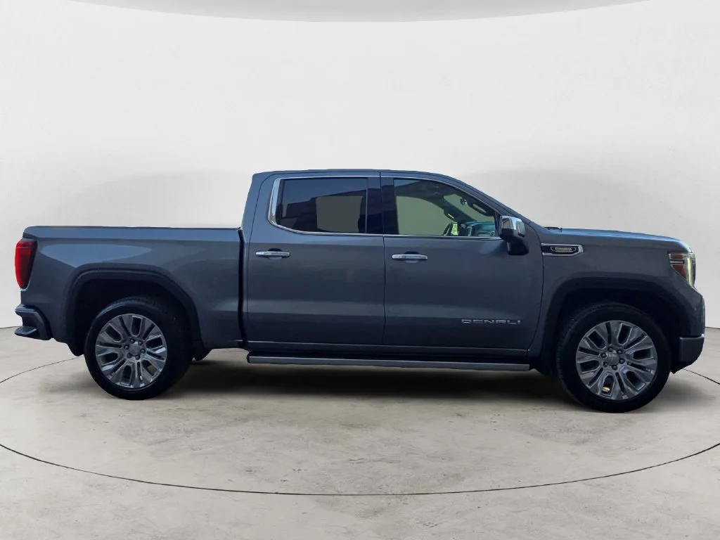 Used 2021 SATIN STEEL METALLIC GMC Denali image 7