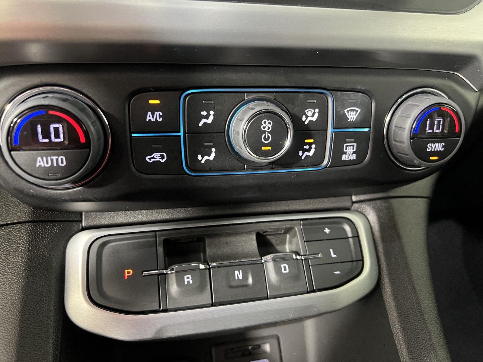 Used 2023 Sterling Metallic GMC SLT image 32