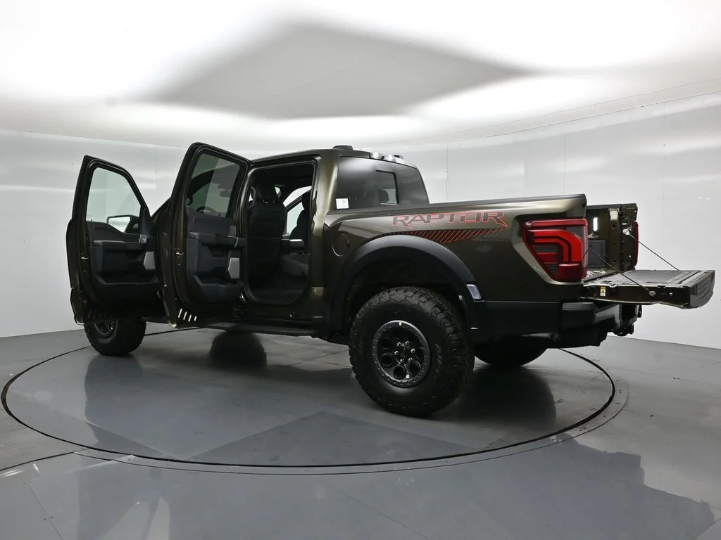 New 2026 Shelter Green Ford Raptor image 36