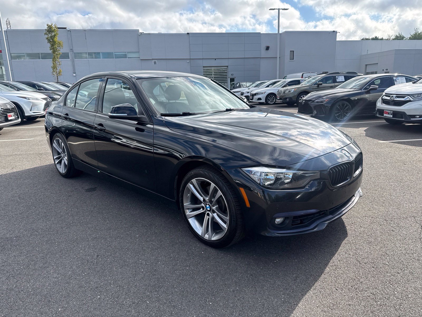 Used 2016 Black BMW 328i xDrive image 3