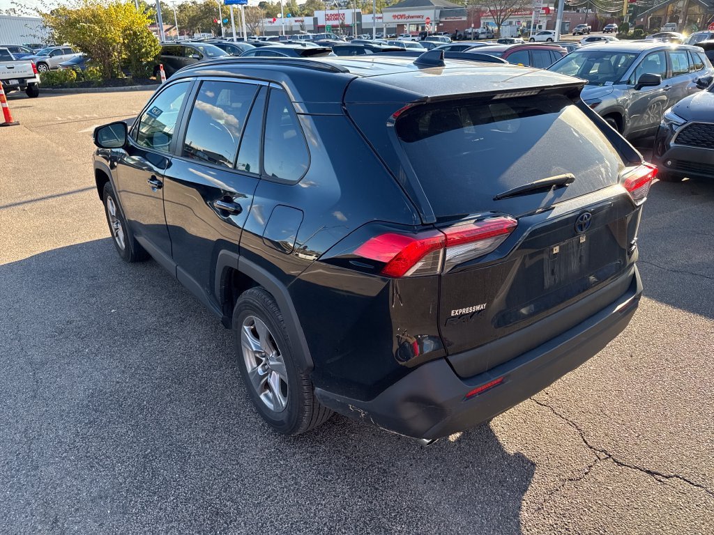 Used 2023 Black Toyota XLE image 5
