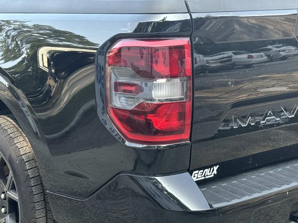 Certified Used 2025 Shadow Black Ford Lobo Standard image 11