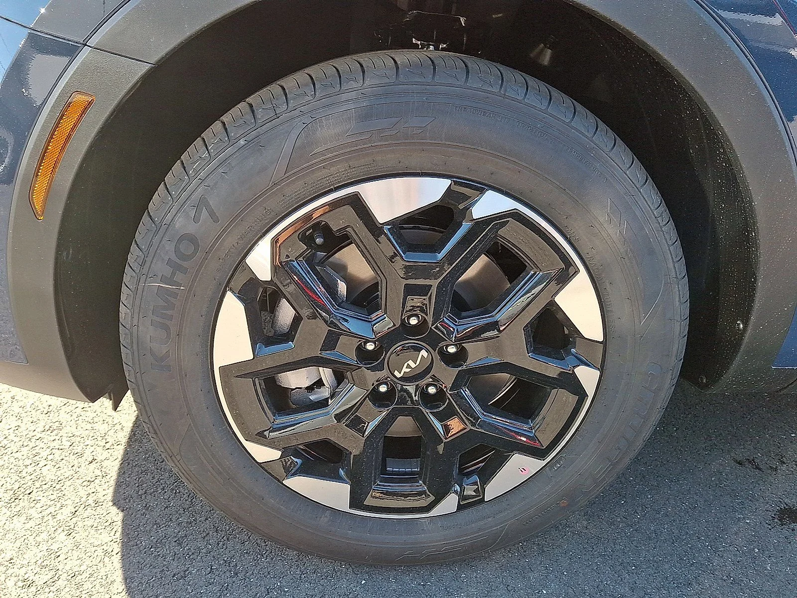 New 2026 Midnight Lake Blue Kia S image 4