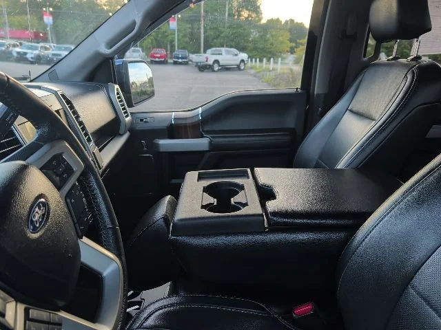 Used 2016 Shadow Black Ford Lariat image 4