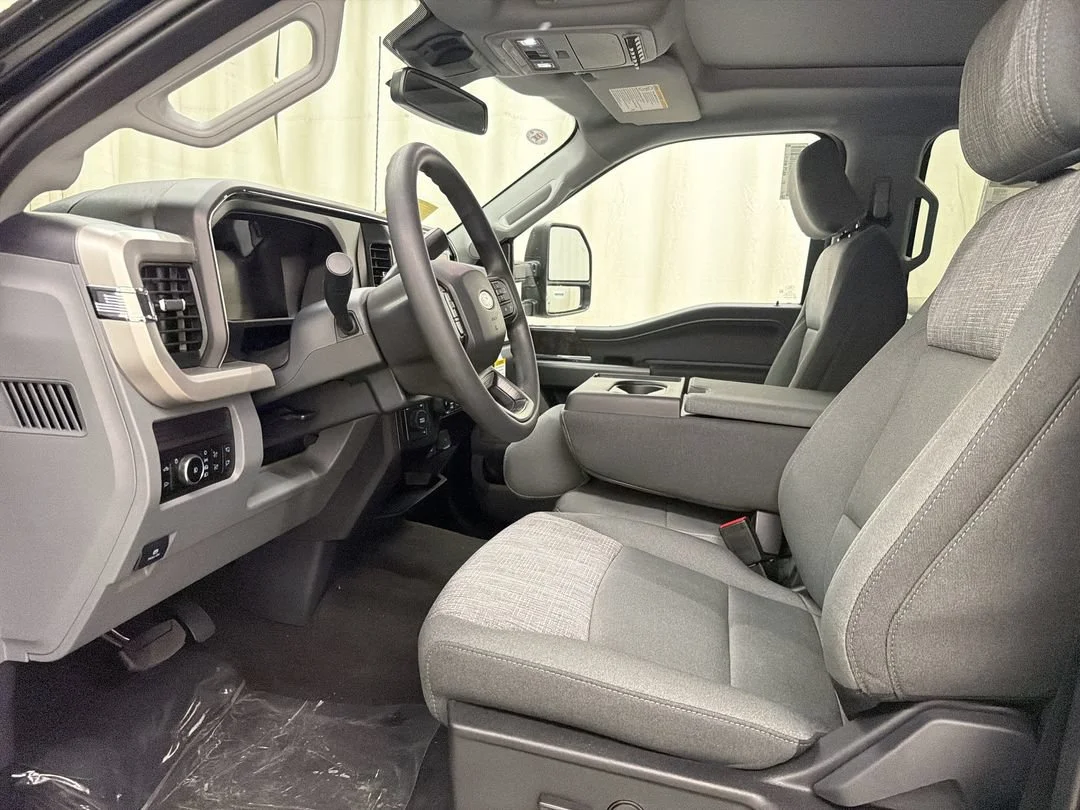 New 2026 Agate Black Metallic Ford F-250® XLT image 14