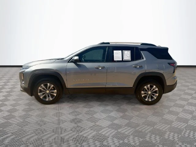Used 2025 Gray Chevrolet LT image 4