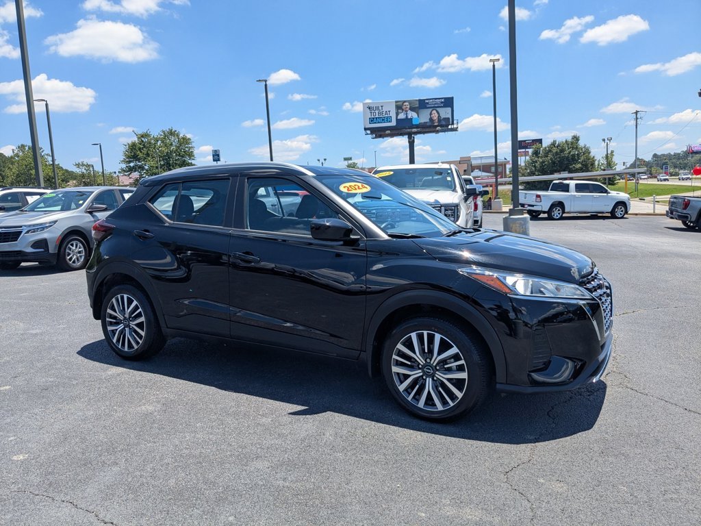 Used 2024 Super Black Nissan SV image 3