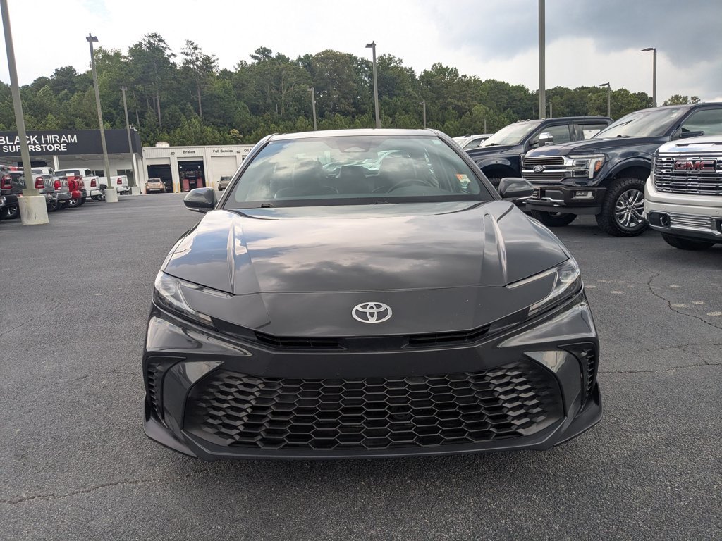Used 2025  Toyota SE image 2