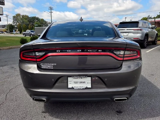 Used 2023 Gray Dodge SXT image 7