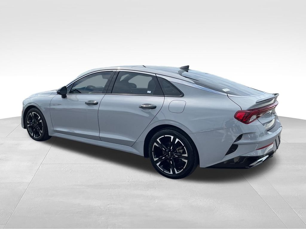 Used 2022 Gray Kia GT-Line image 3