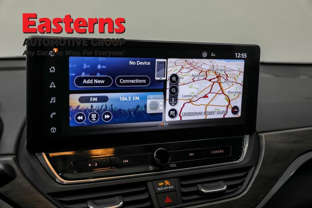 Used 2023 Black Nissan 2.5 SL image 19
