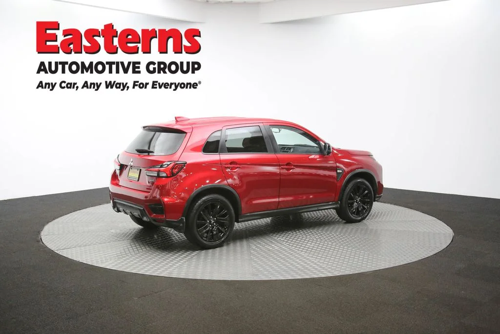 Used 2022 Red Mitsubishi 2.0 LE image 39