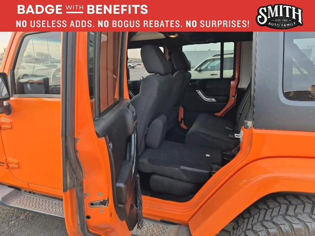Used 2012  Jeep Sahara image 12