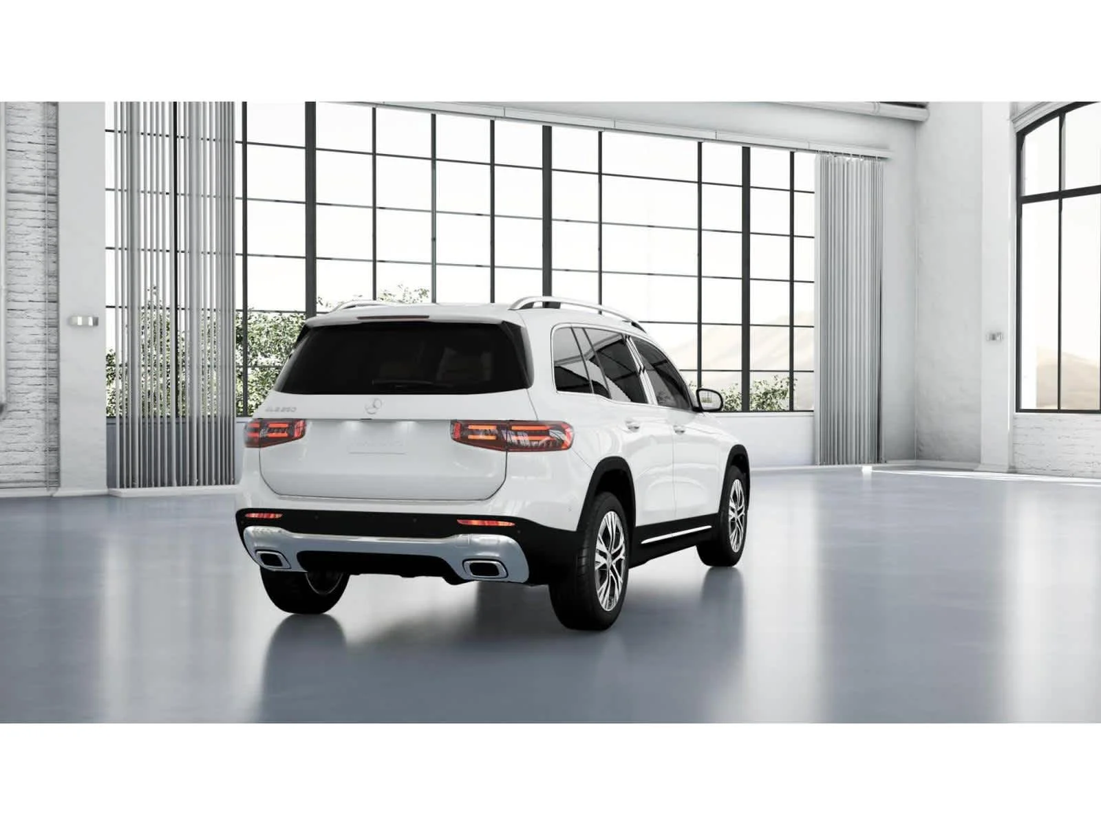 Used 2025 Polar White Mercedes-Benz GLB 250 image 22