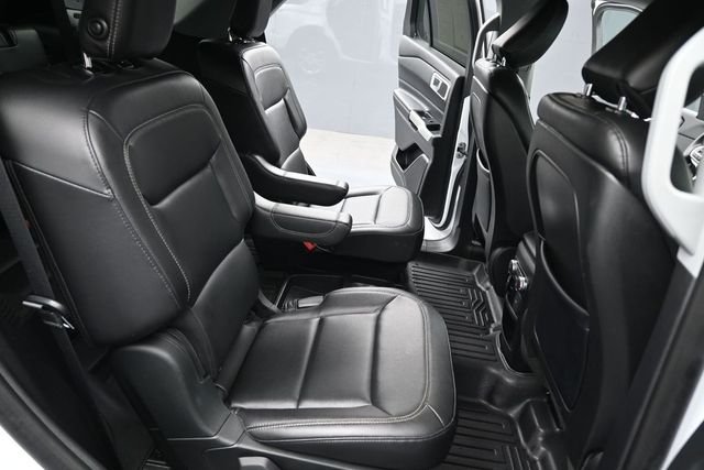 Used 2020 White Ford XLT image 16