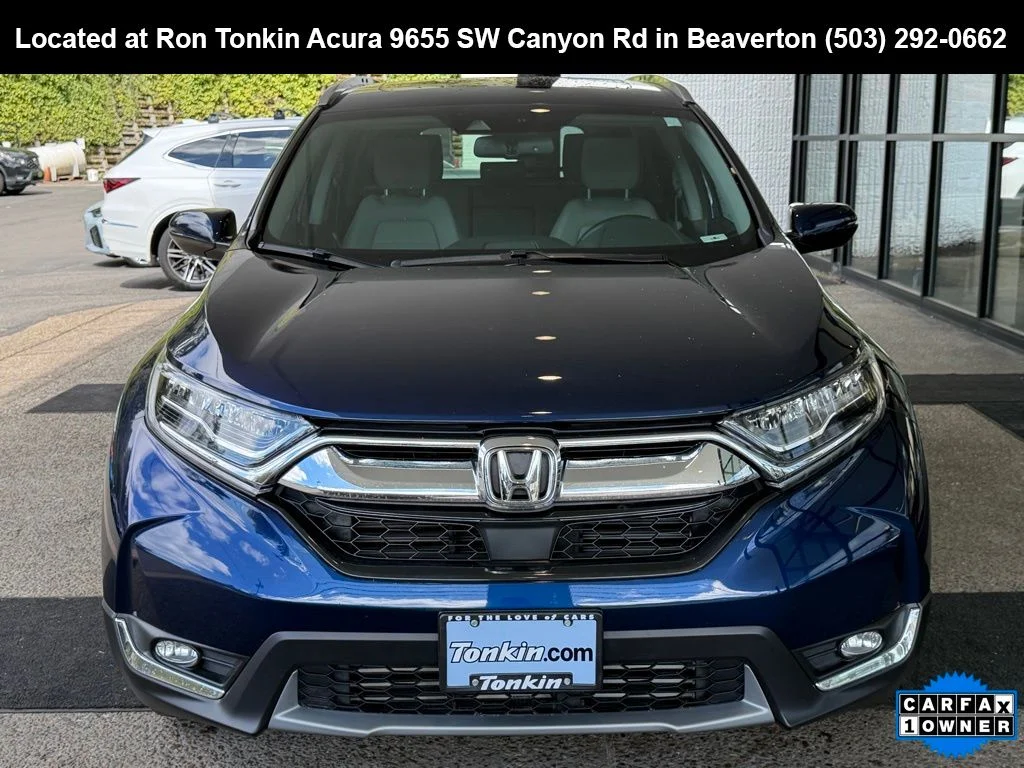 Used 2018 Obsidian Blue Pearl Honda Touring image 3