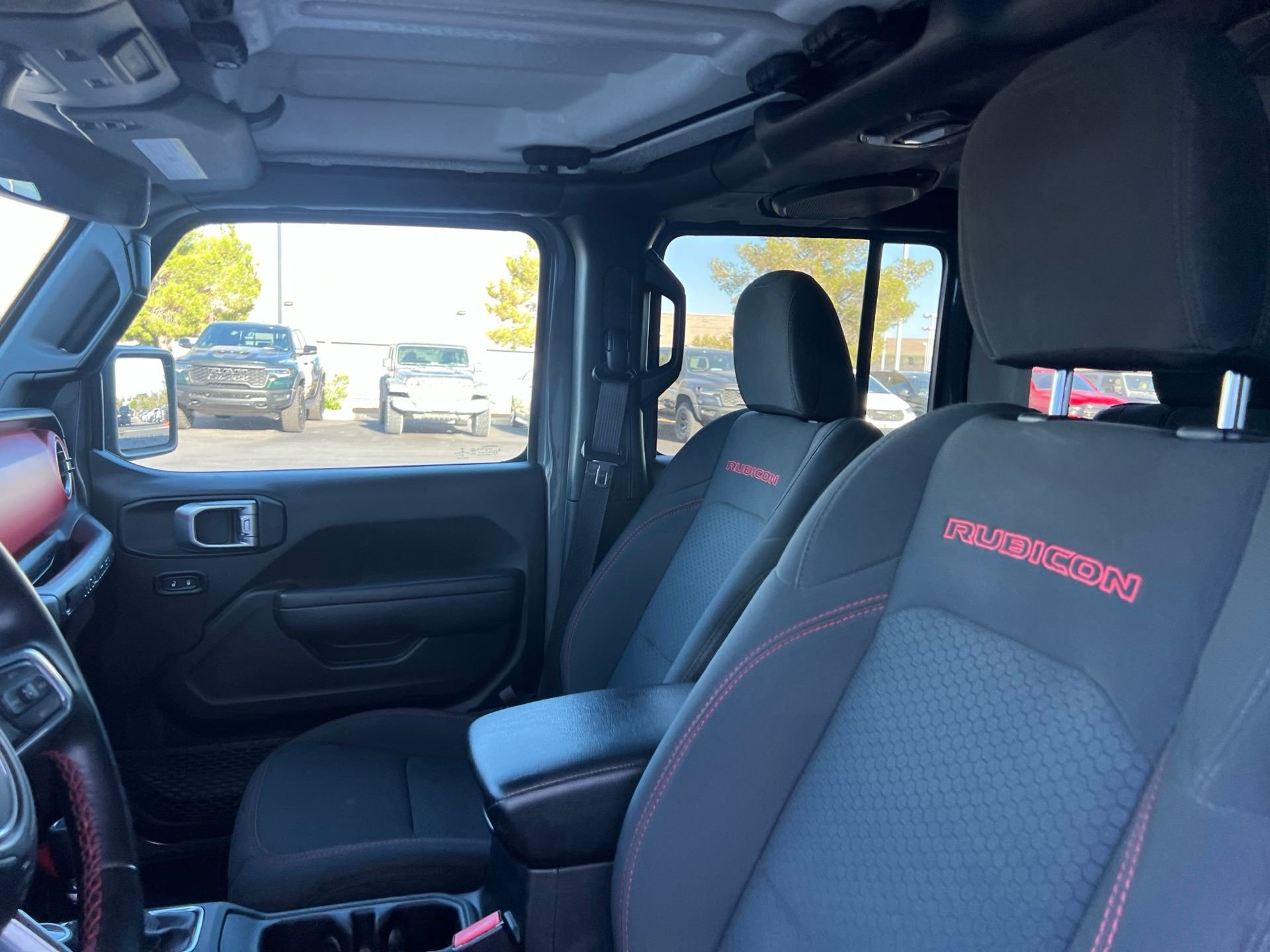 Used 2022 Gray Jeep Unlimited Rubicon image 28