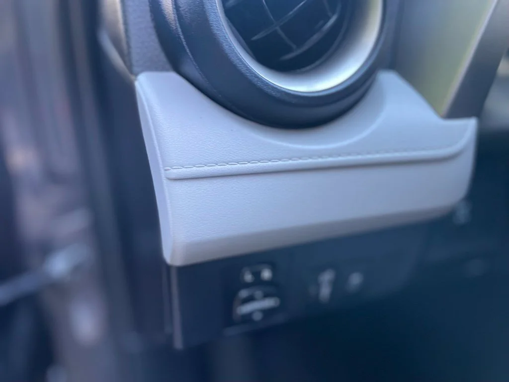 Used 2013 Magnetic Gray Metallic Toyota LE image 11