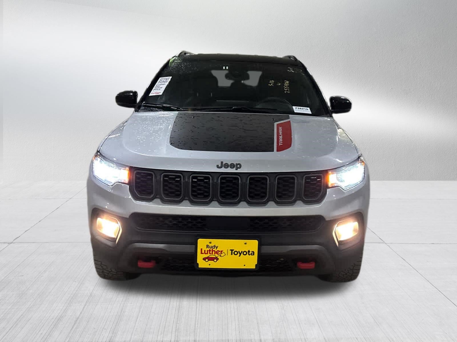 2025 Jeep Compass Trailhawk - Photo 6