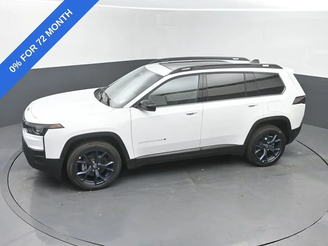 New 2026 Bright White Clearcoat Jeep Laredo image 34