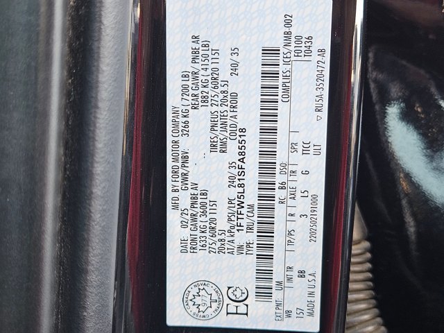 Used 2025 Agate Black Metallic Ford LARIAT image 69