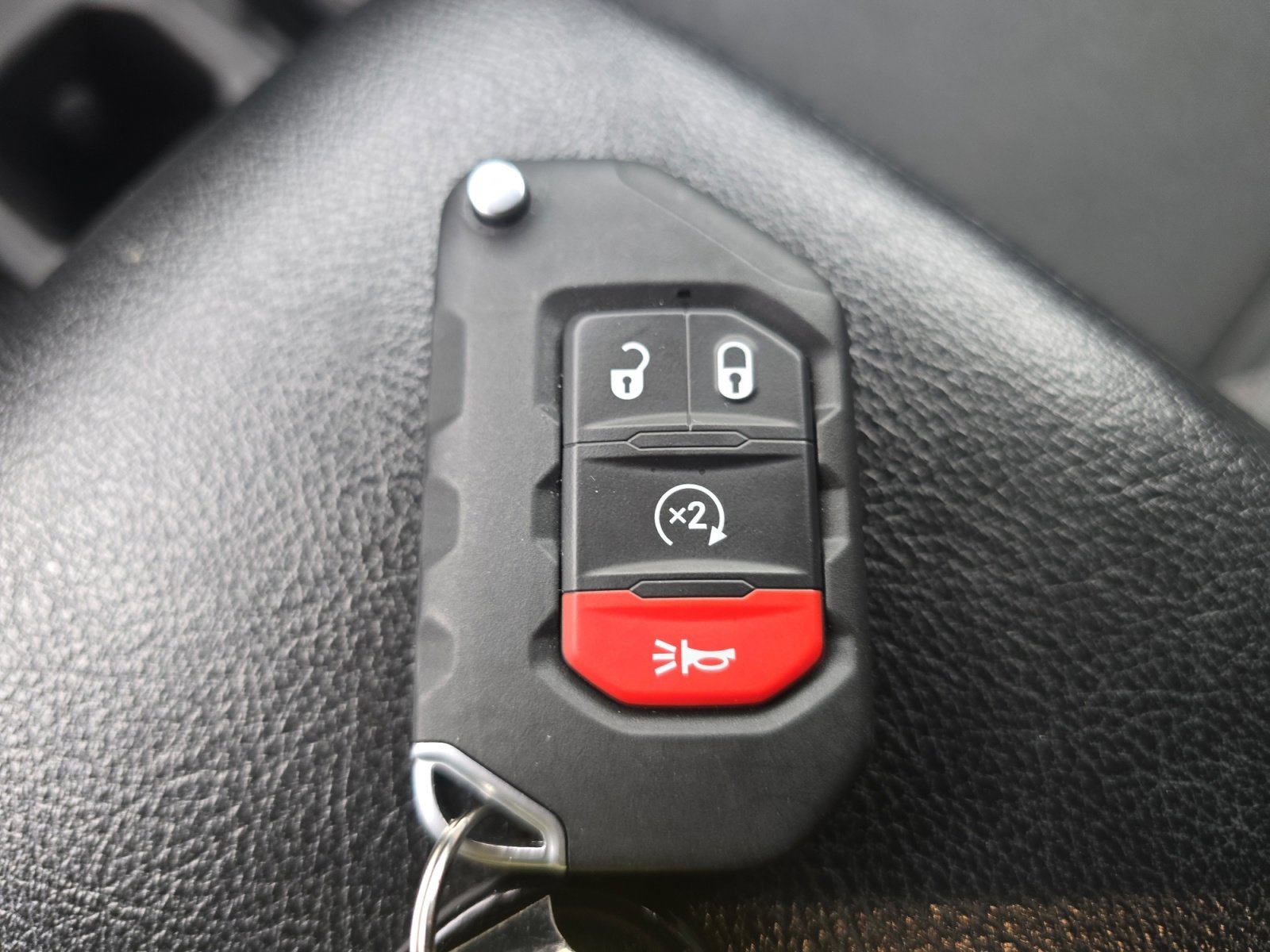 Used 2024 Hydro Blue Pearlcoat Jeep Rubicon image 19