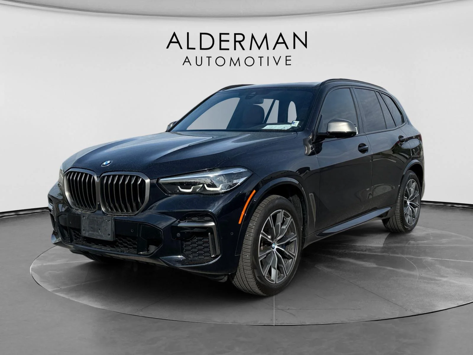 2022 BMW X5 M50i's photo