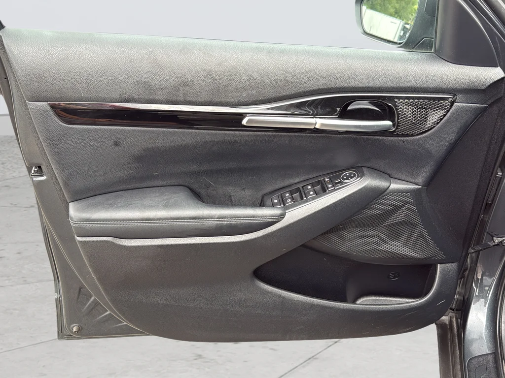 Used 2024 Gray Kia X-Line image 23
