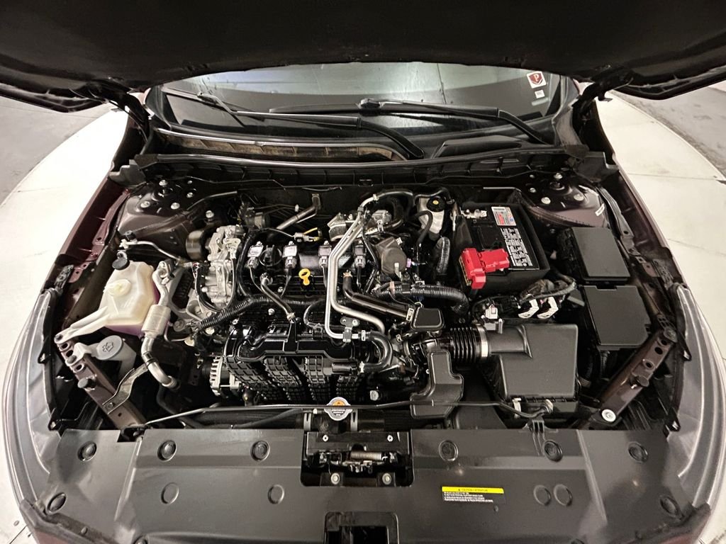 Used 2024 Red Nissan 2.5 SV image 21