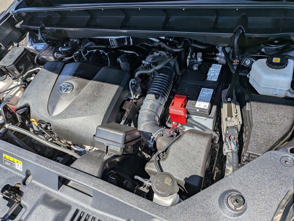 Used 2020 Magnetic Gray Metallic Toyota XLE image 24