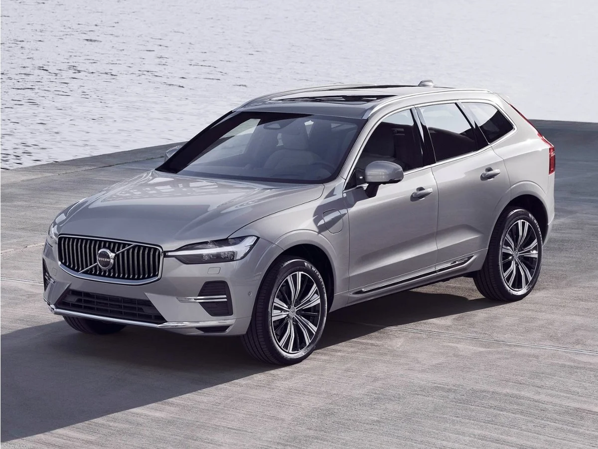 Used 2022 Gray Volvo T8 Inscription Expression image 1