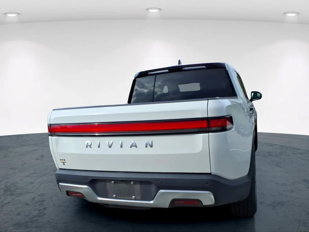 Used 2022 White Rivian Adventure image 15