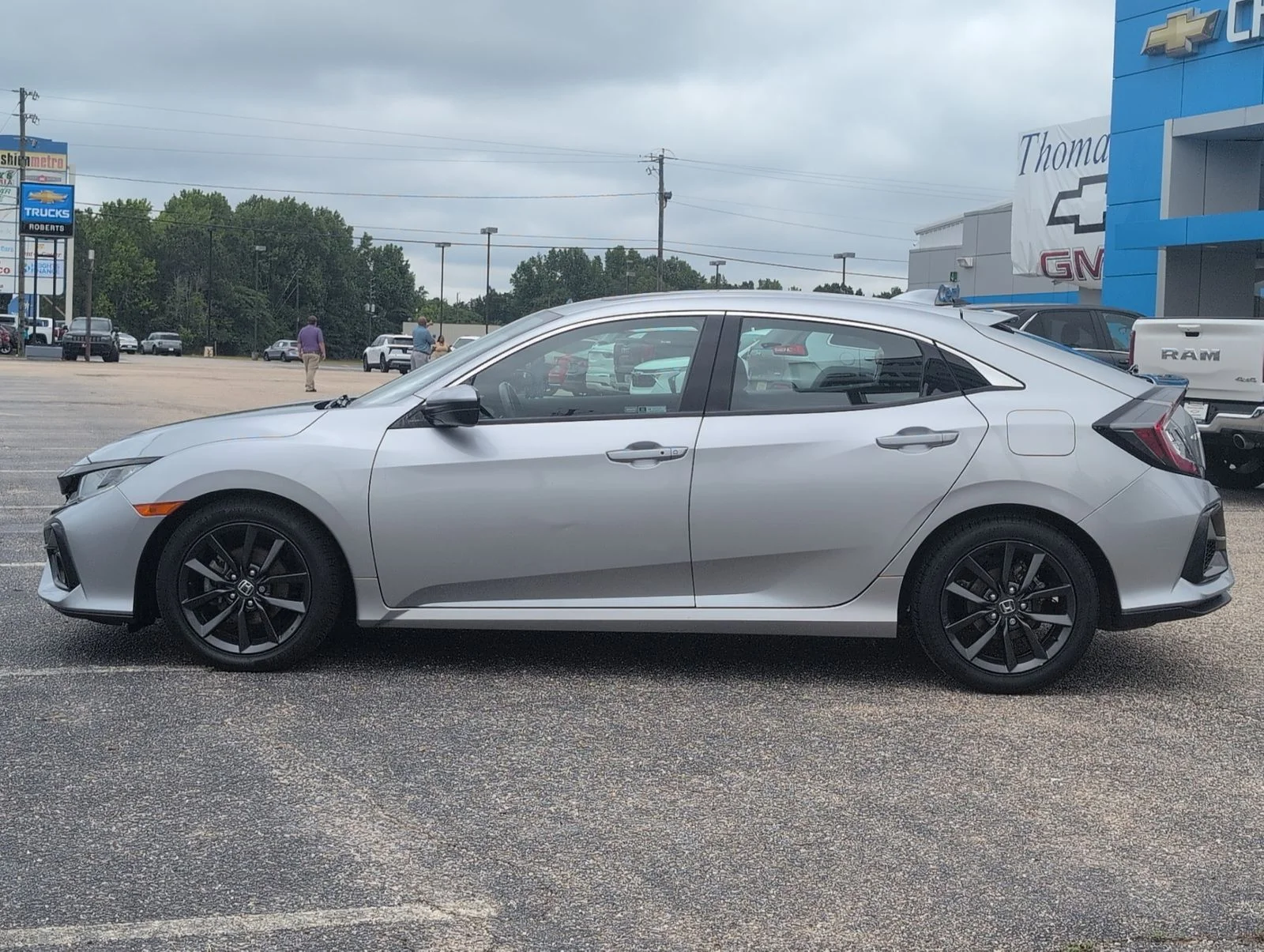 Used 2021  Honda EX image 2