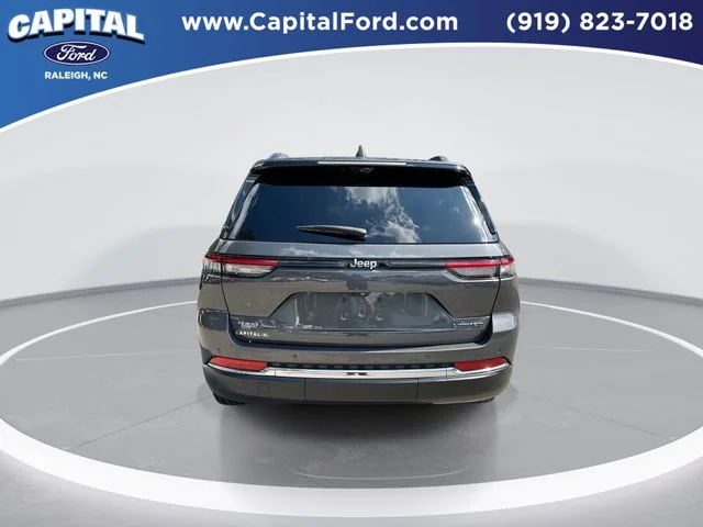 Used 2024 Gray Jeep Limited image 7
