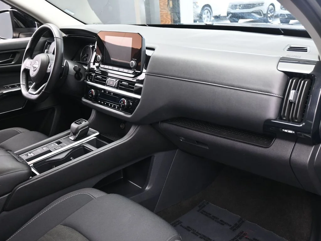 2025 Nissan Pathfinder SV - Photo 46