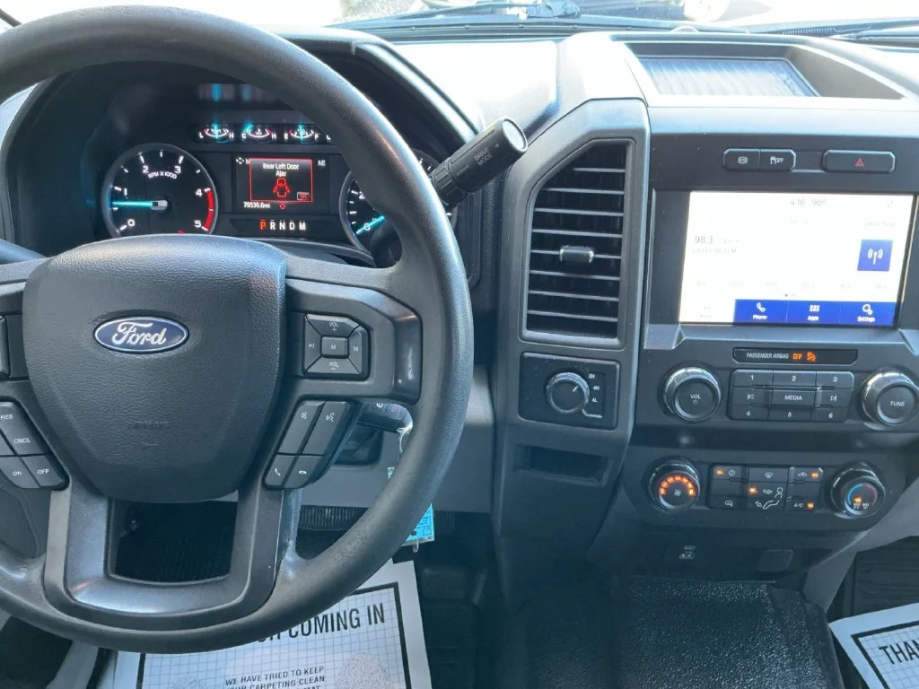 Used 2021 White Ford XL image 23