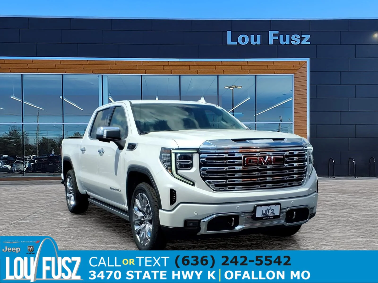 2023 GMC Sierra 4WD Crew Cab Short Box Denali's photo