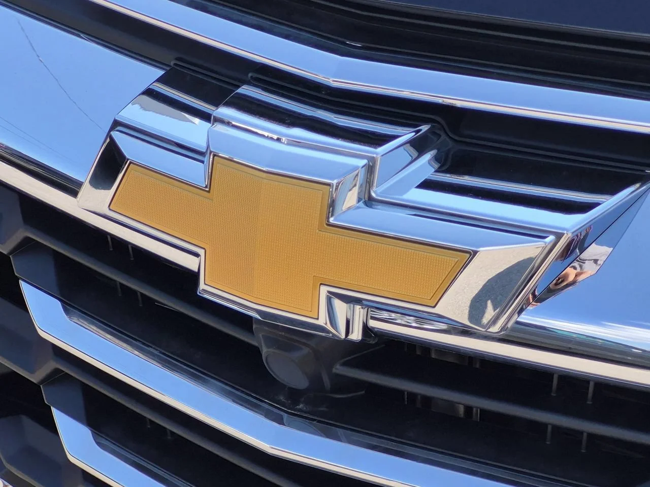 New 2027 Mosaic Black Metallic Chevrolet LT image 31