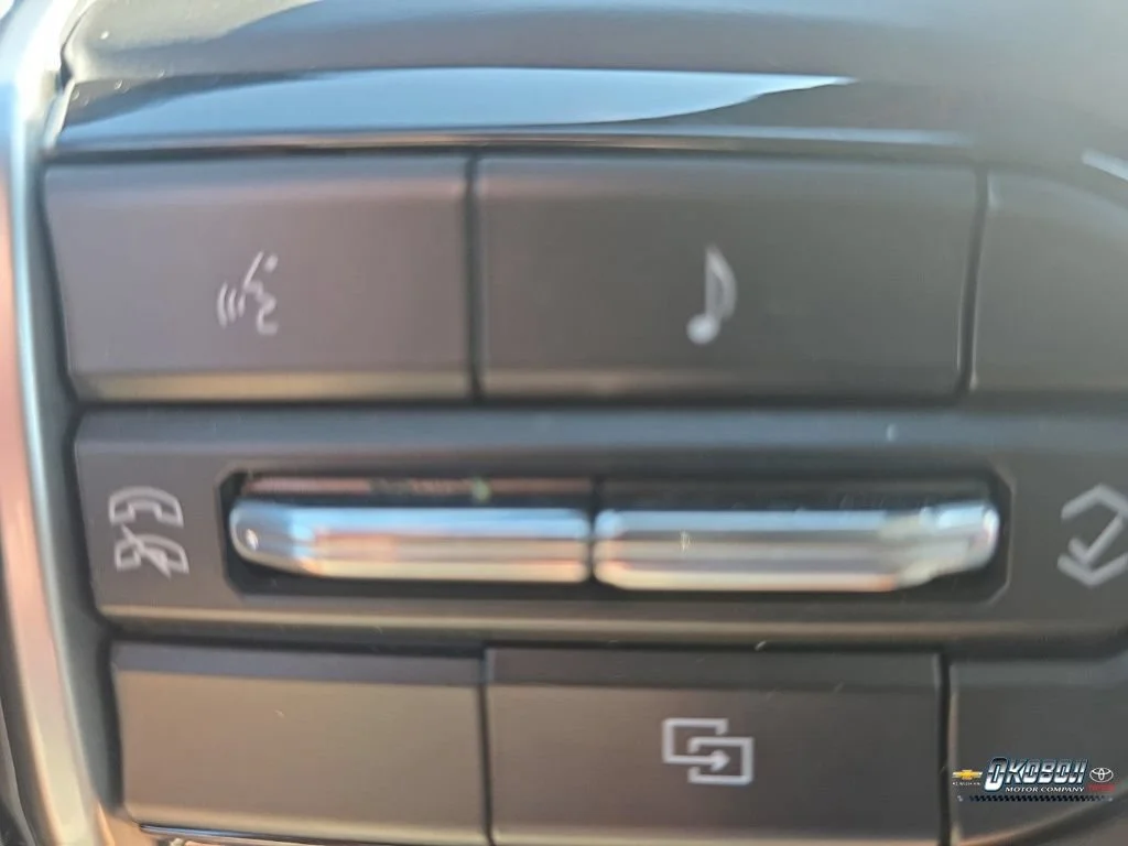 2026 Chevrolet Colorado Z71 - Photo 12